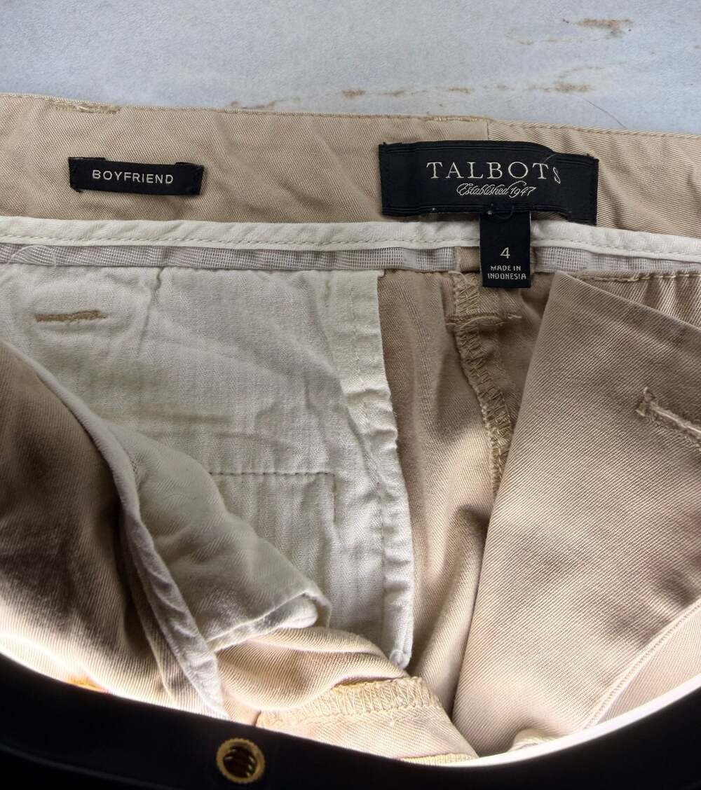 BOGO Talbots Boyfriend Chino Khaki Pants Size 4 - Picture 6 of 10